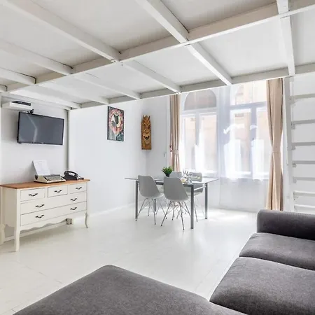 Daire Lovely & Cozy Aircon *